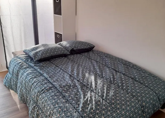 Bord Du Courant Apartament