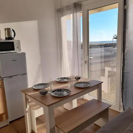Au Bord Du Courant Apartment *