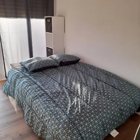 Au Bord Du Courant Apartment