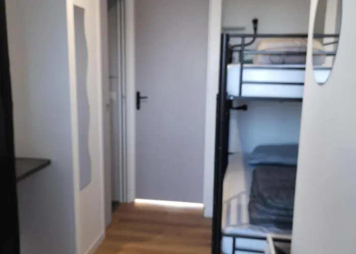 Bord Du Courant Apartment *